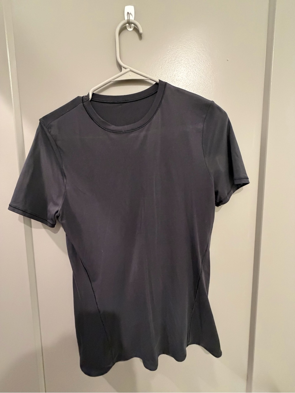 lululemon athletica Men's Short-Sleeve Crew Tee - Charcoal Gray
